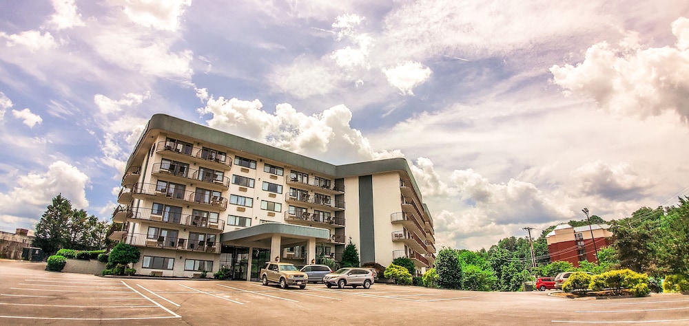 Park Tower Inn 6/55