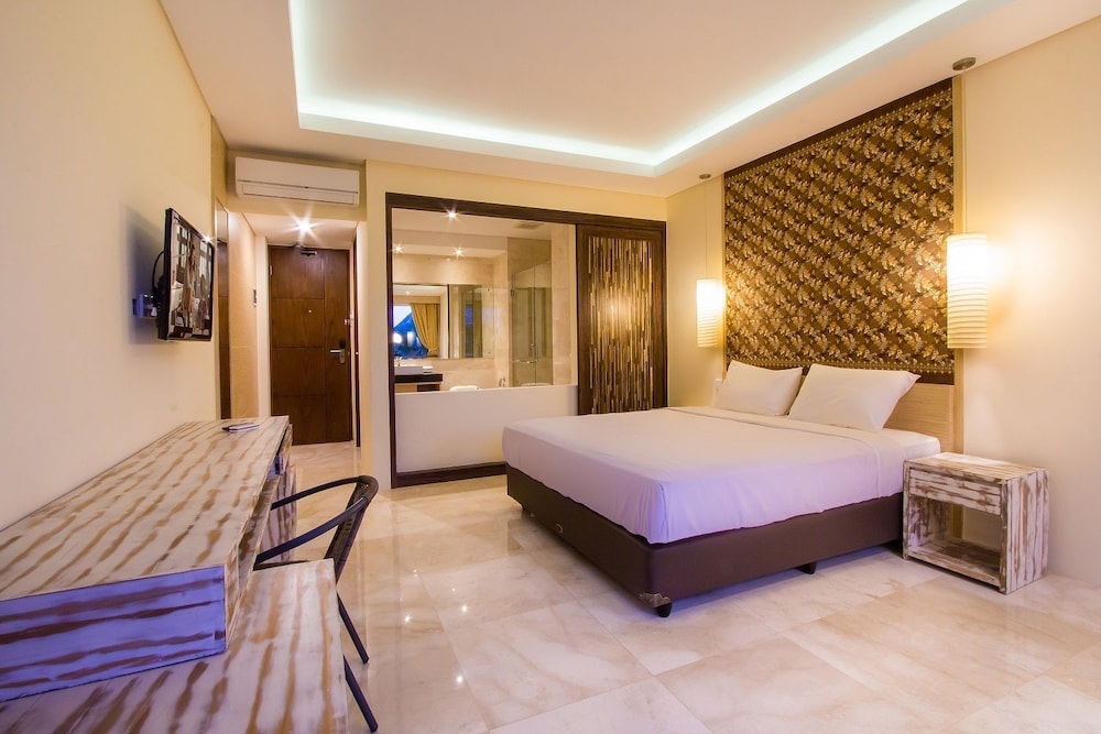 M Suite Bali 11/65
