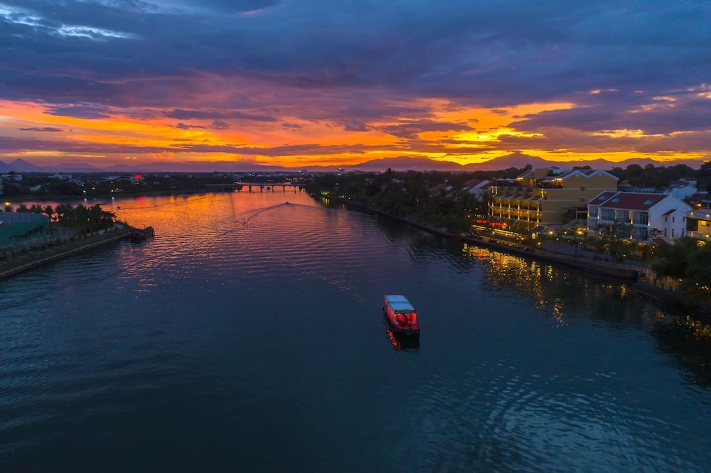 Little Riverside A Luxury Hotel & Spa 42/50