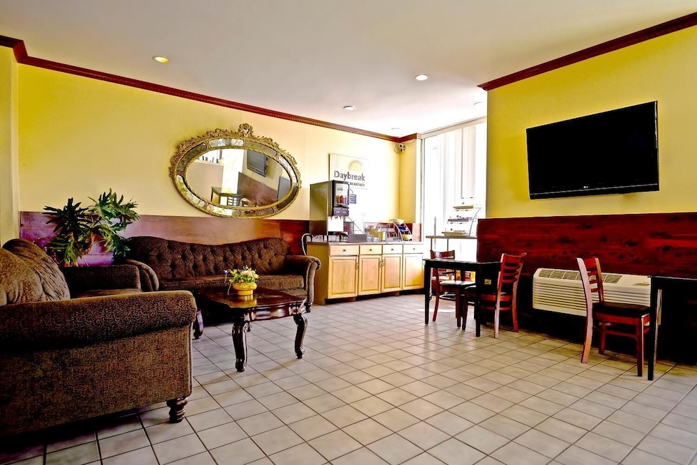 Days Inn By Wyndham Atlantic City Beachblock 21/24