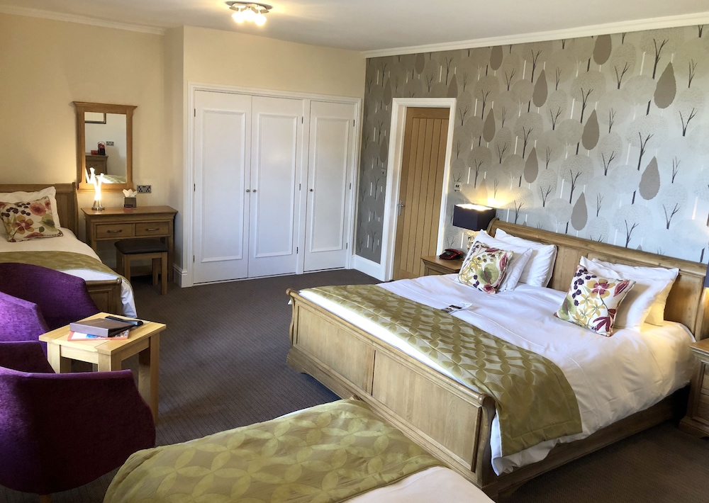 Dumbleton Hall Hotel 31/73