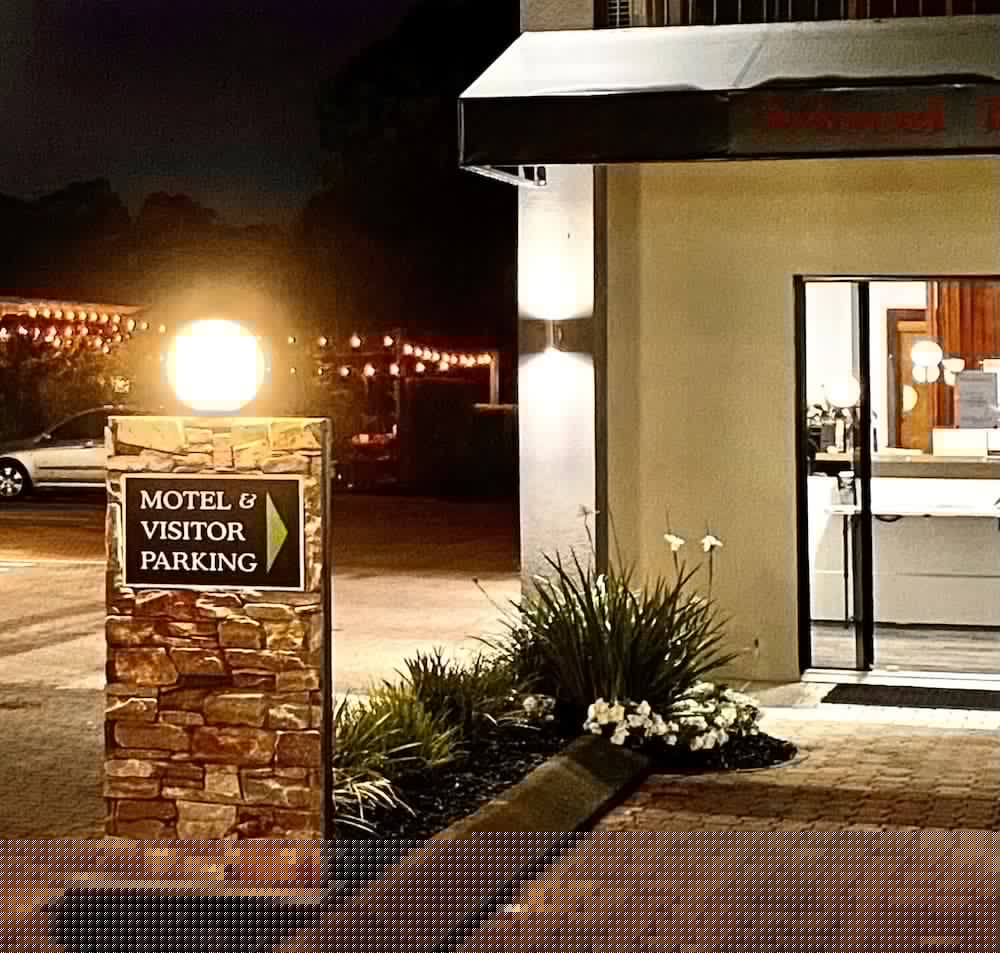 IPSWICH COUNTRY MOTEL 37/49