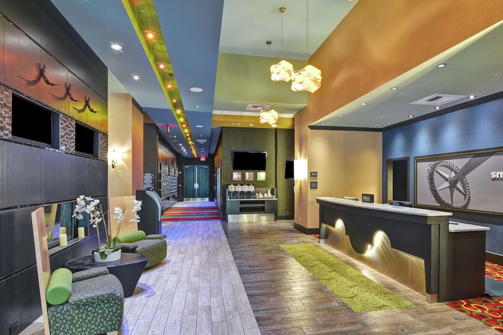 Hampton Inn And Suites Raleigh Crabtree Valley Nc 10/55