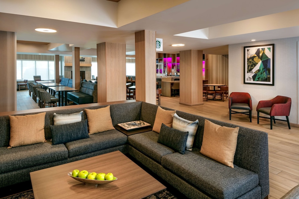 Hyatt Place Fairbanks 31/55