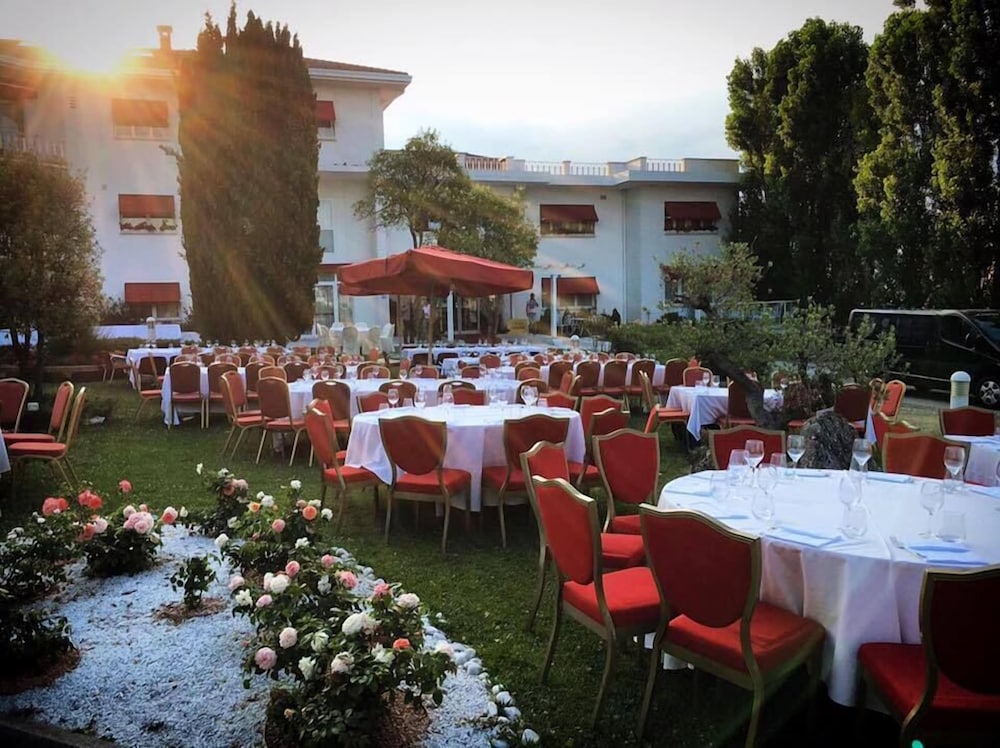 The Regent Boutique Hotel & Spa 57/67