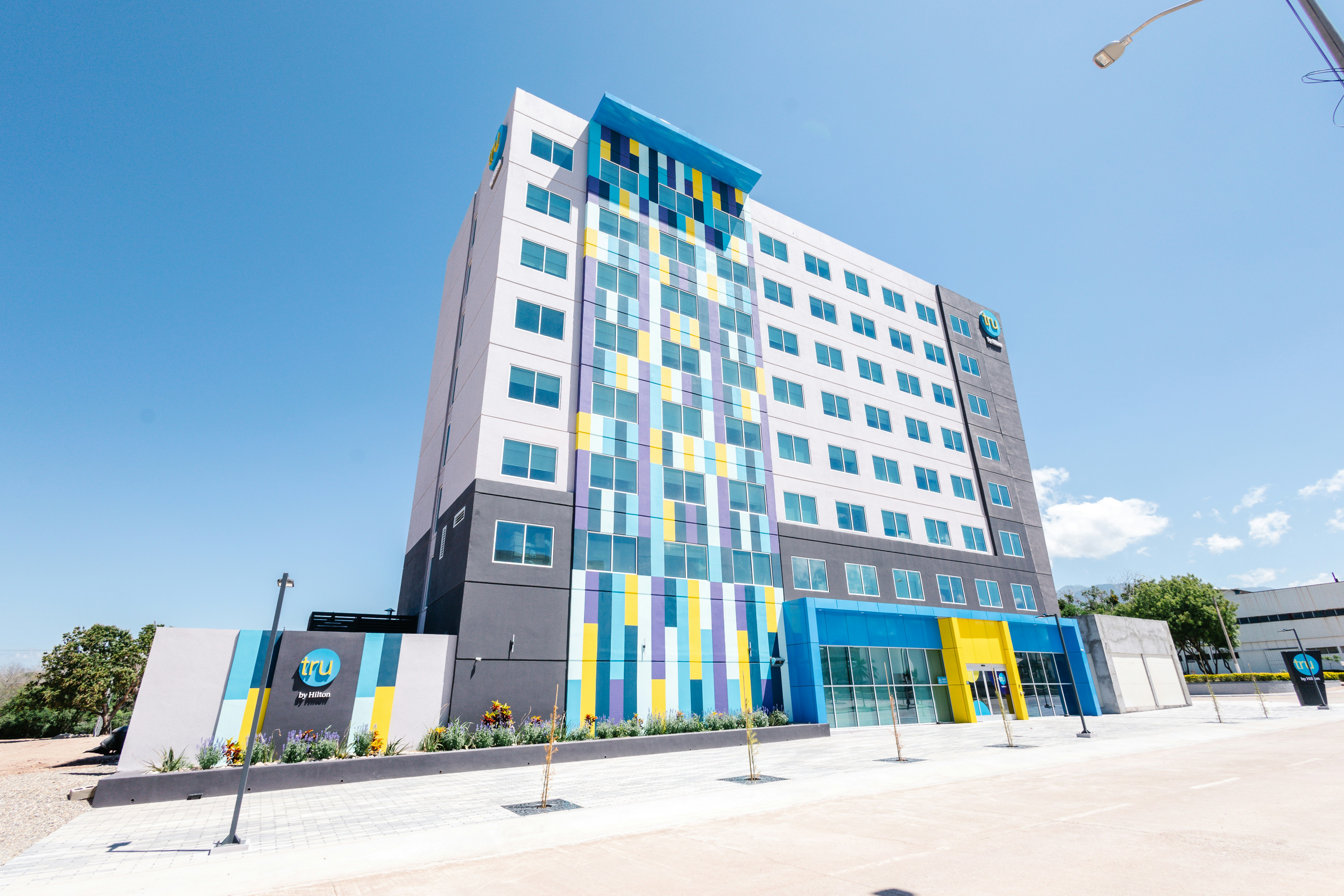 Tru by Hilton Distrito Palmerola 6/30