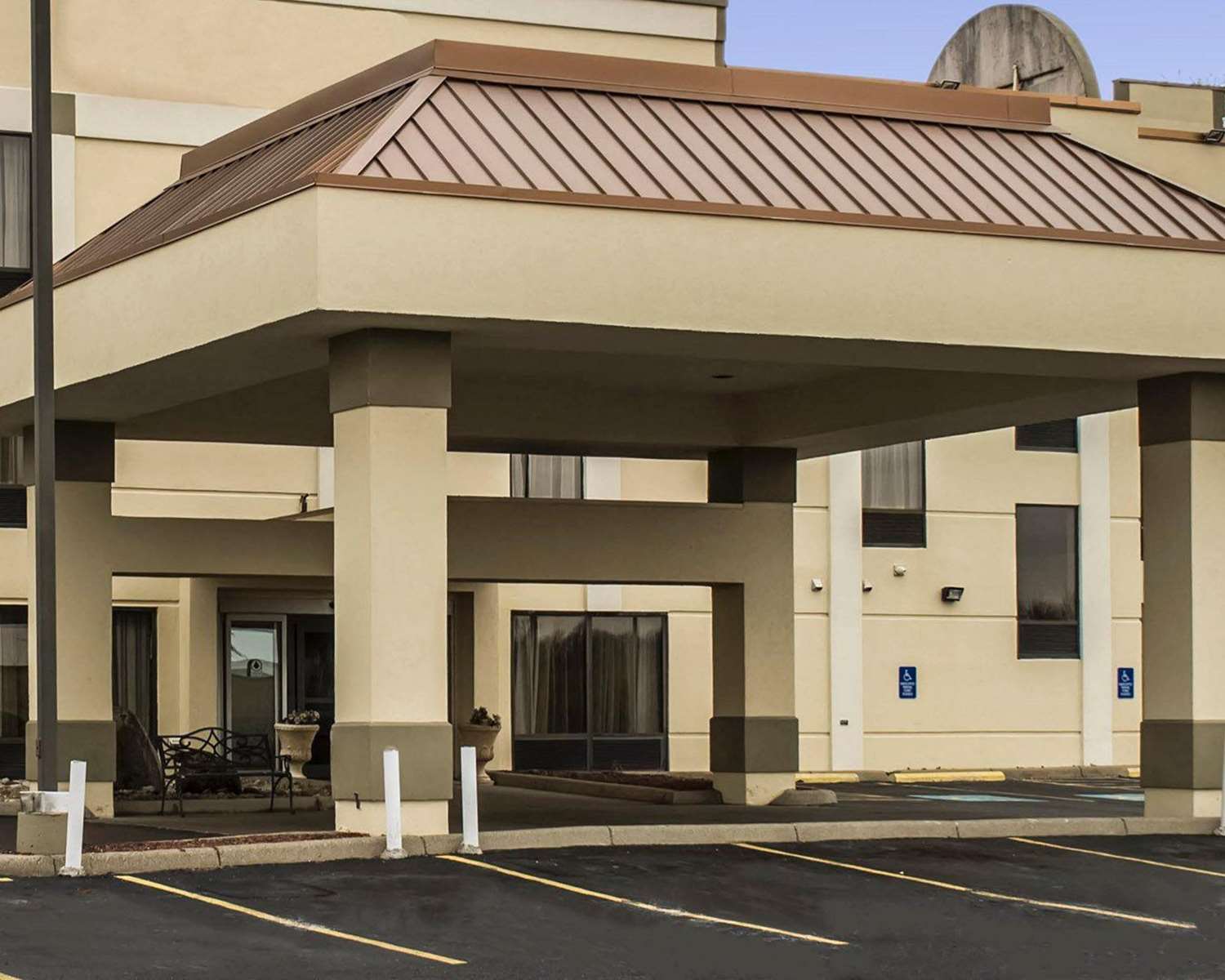 Quality Inn Akron South 15/15