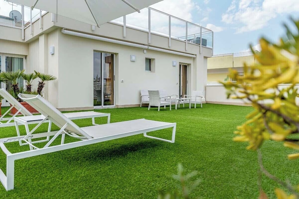Hotel Polo 65/74