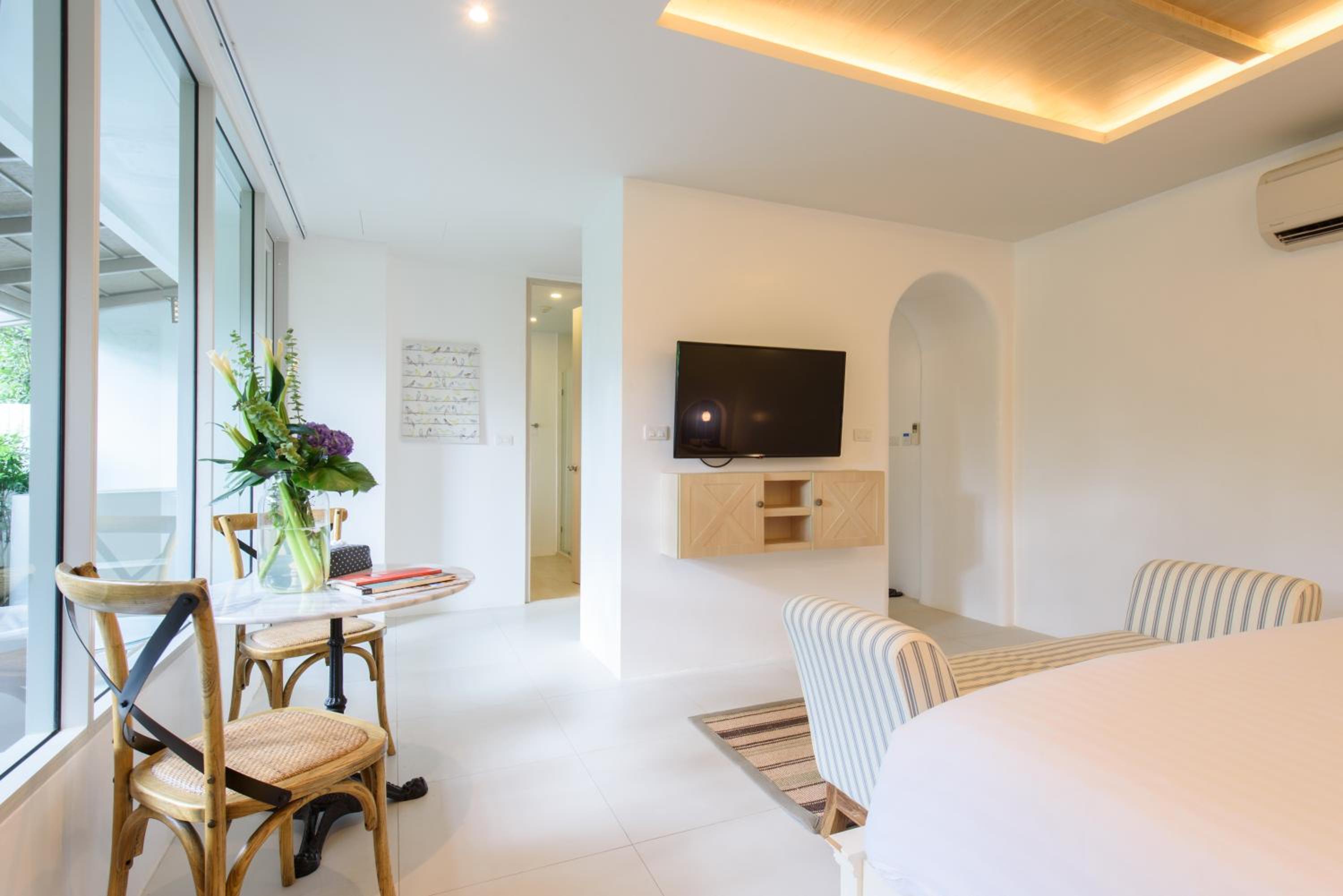 Deluxe, Double Bed, Bathtub