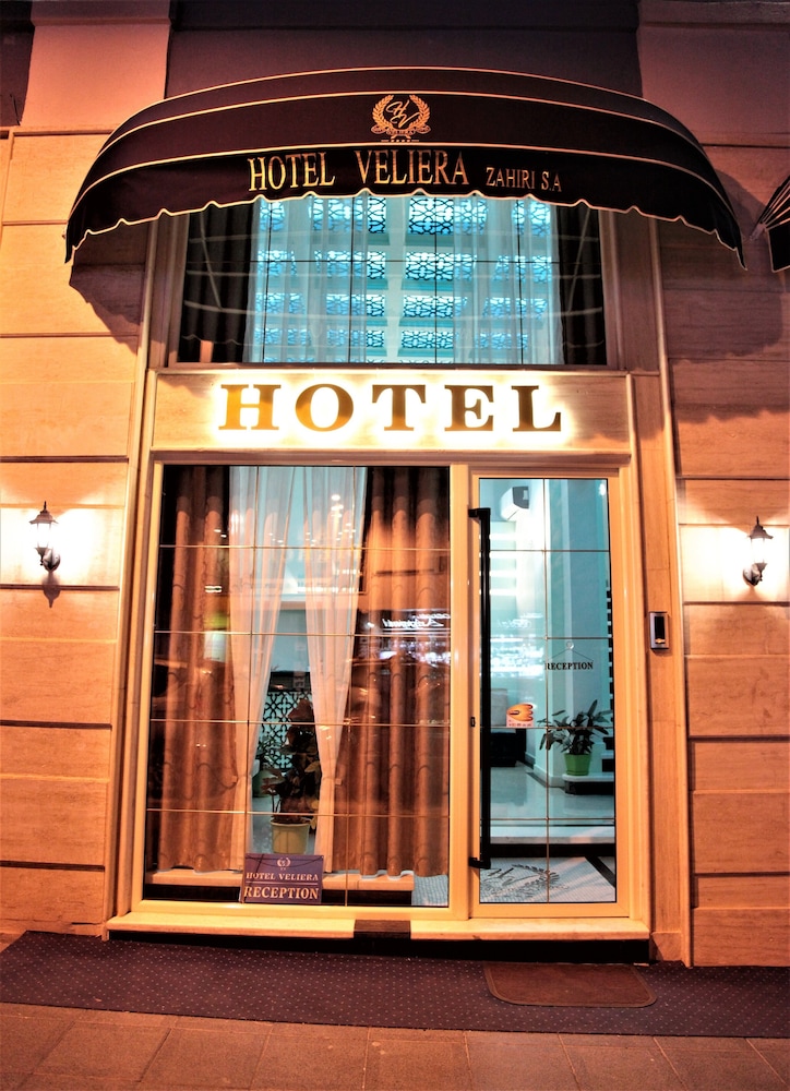 Hotel Veliera 7/70