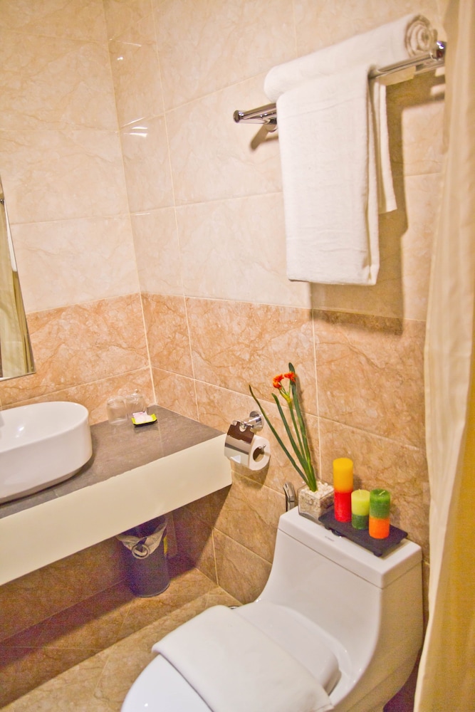 Canberry Hotel 16/49
