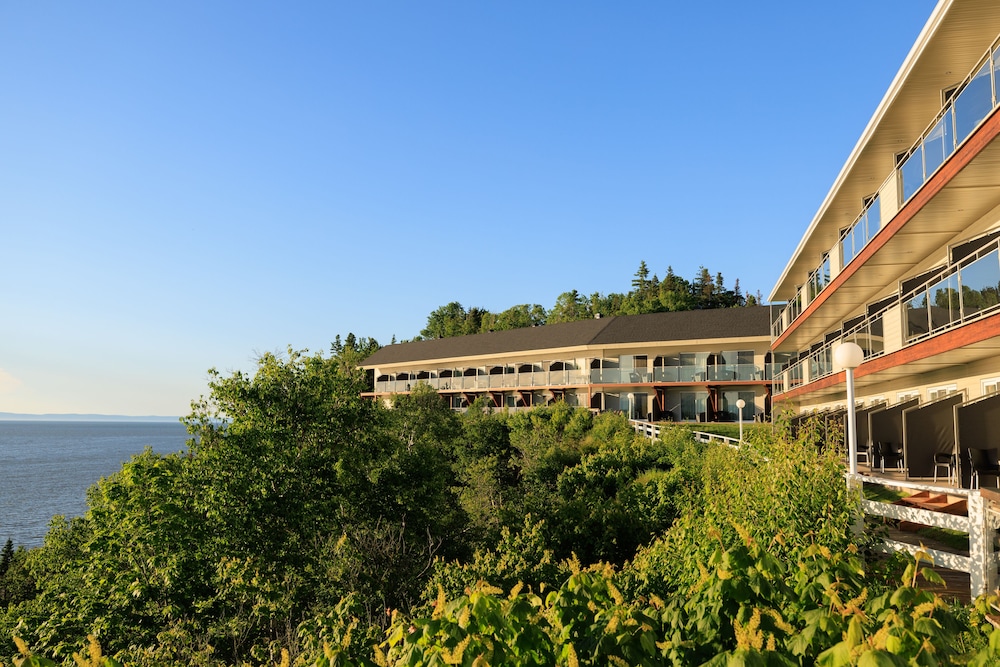 Auberge De La Pointe 59/65