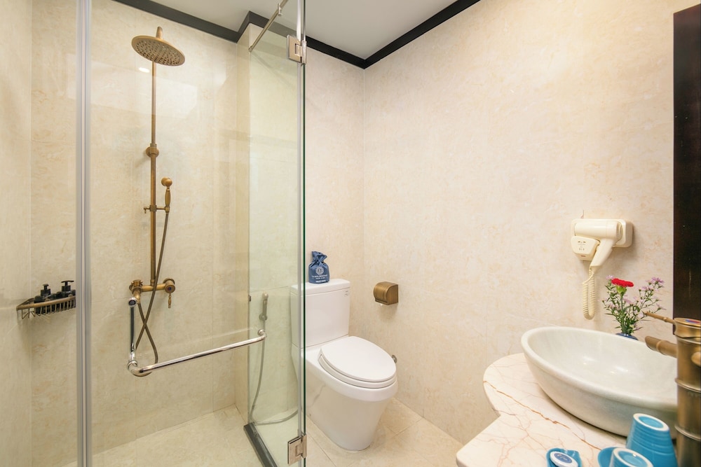 Garden, Deluxe, King Bed, Balcony، Silk River Hoi An Hotel & Spa 4/5