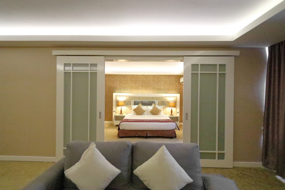 The Guest Hotel Spa 53/69