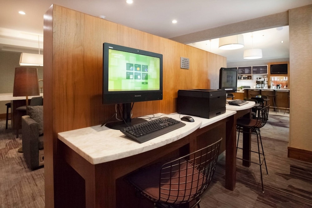 Courtyard By Marriott Rochester East/Penfield 23/29