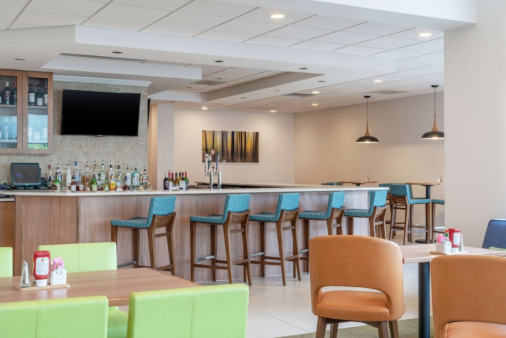 Hilton Garden Inn Morgantown 30/44