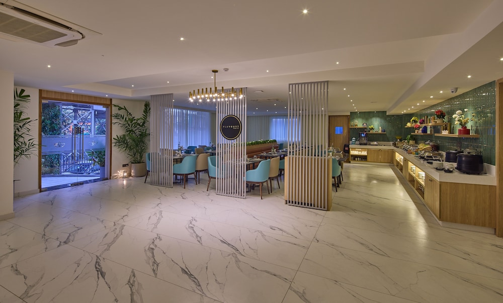 Grand Continent Hebbal A Sarovar Portico Affiliate 8/29