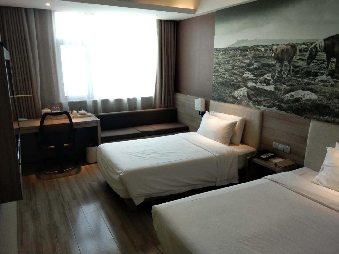 Atour Hotel Taiyuan Zonggai Shifanqu 15/68