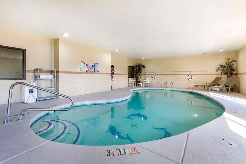 Comfort Inn & Suites Deming 3/41