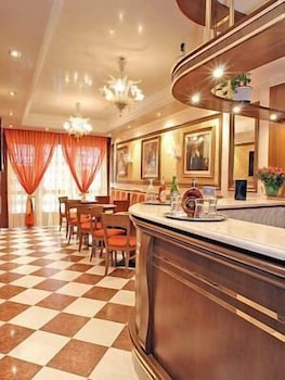 Hotel Fontana 7/28