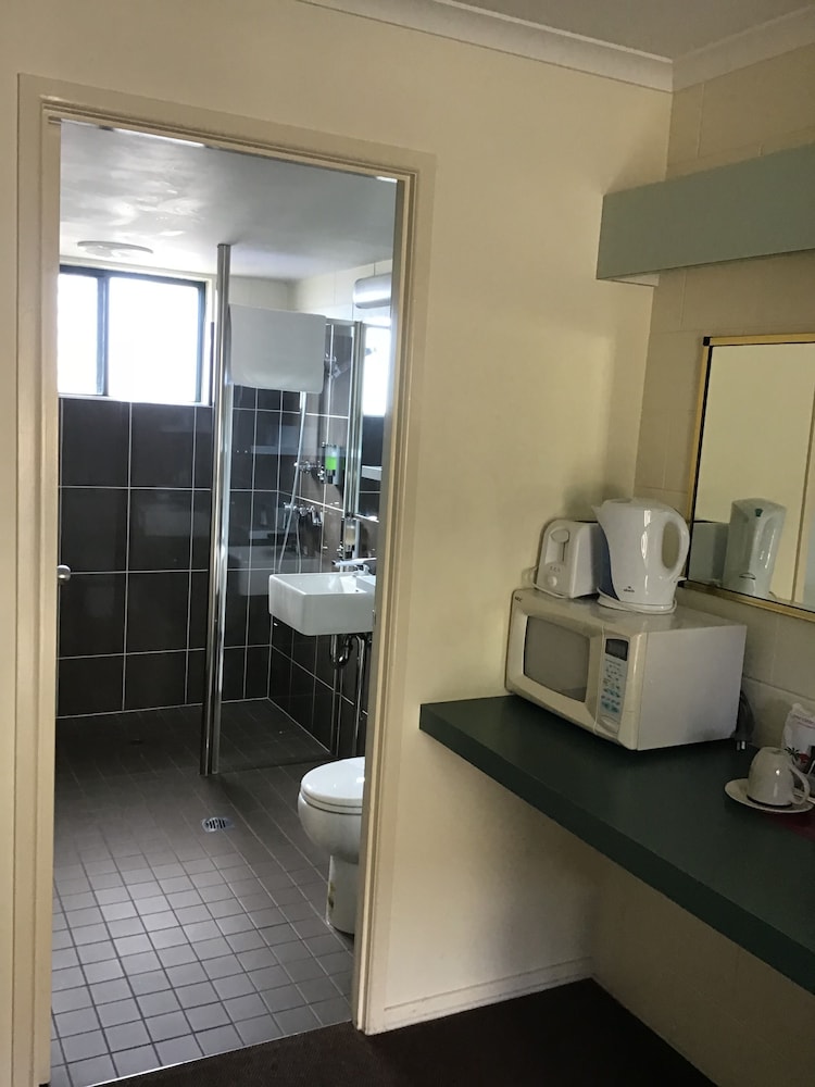 Harbour Lodge Motel Gladstone 30/31