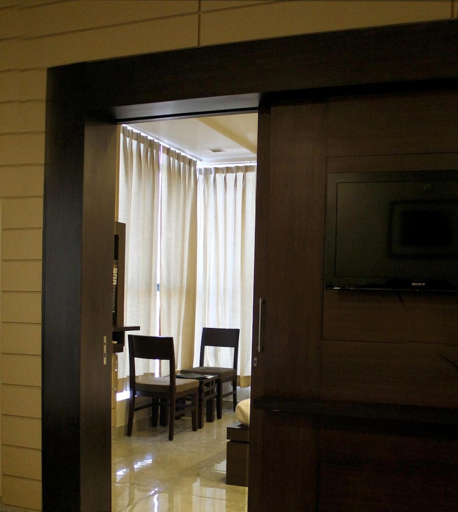 Hotel Plaza Inn 9/21