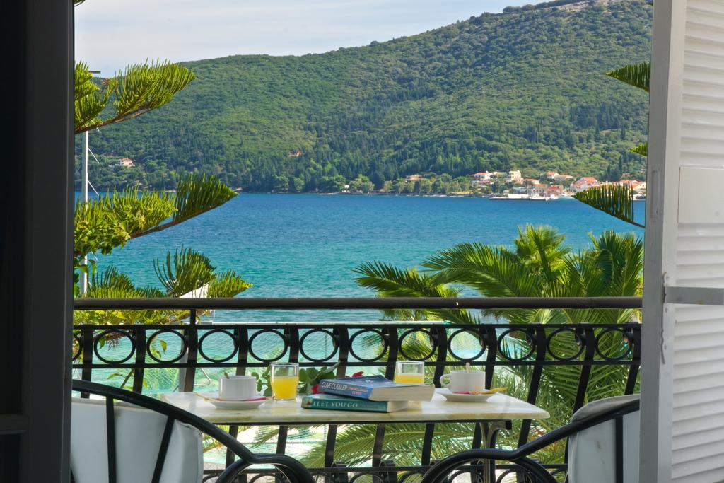 Athina Beach 12/15