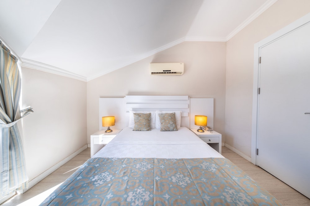 غرفة قياسية بسريرين منفصلين، Sahra Su Holiday Village and Spa 4/4