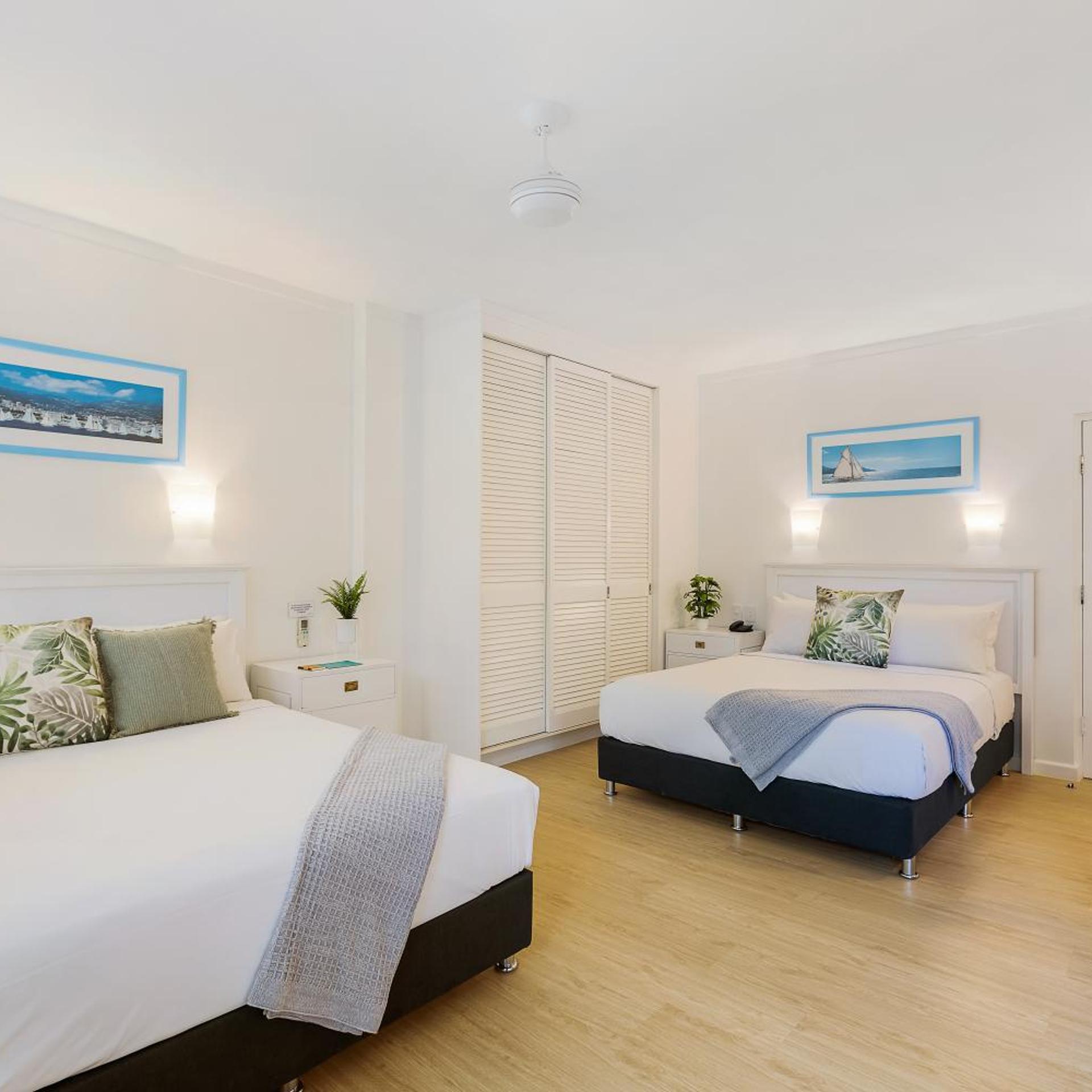 Garden, Twin Beds