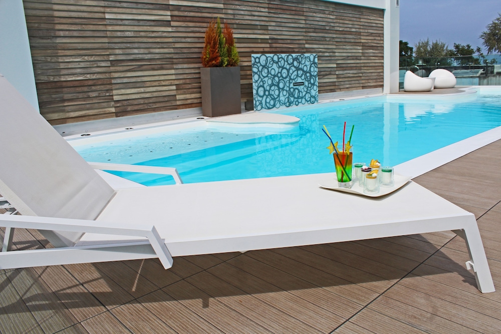 Hotel Villa Paola 38/53