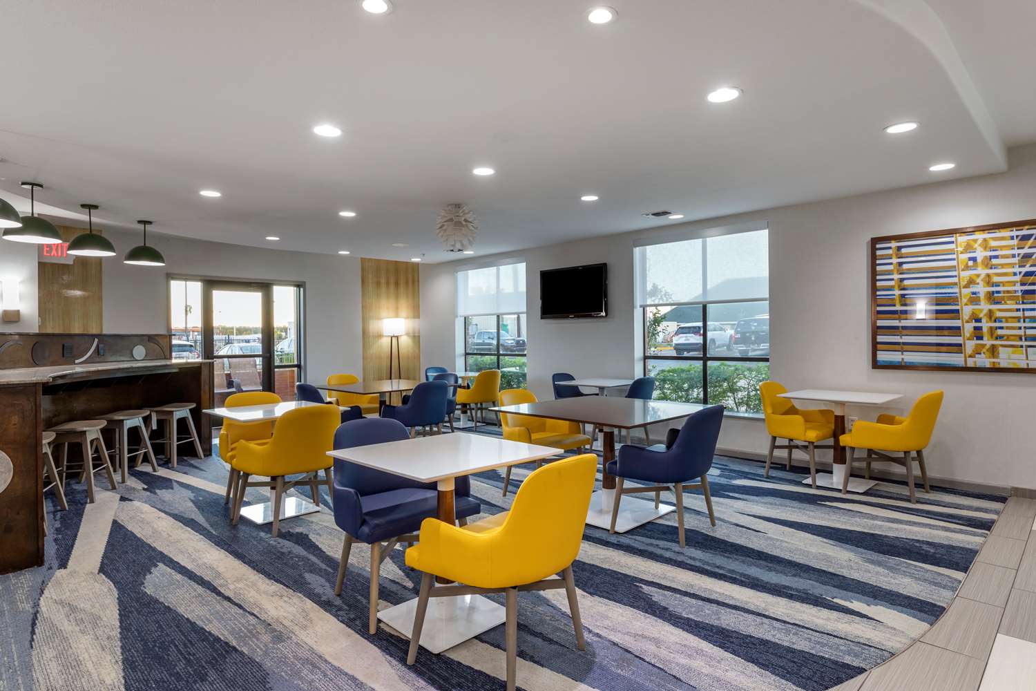 Comfort Suites Natchitoches, LA 30/48