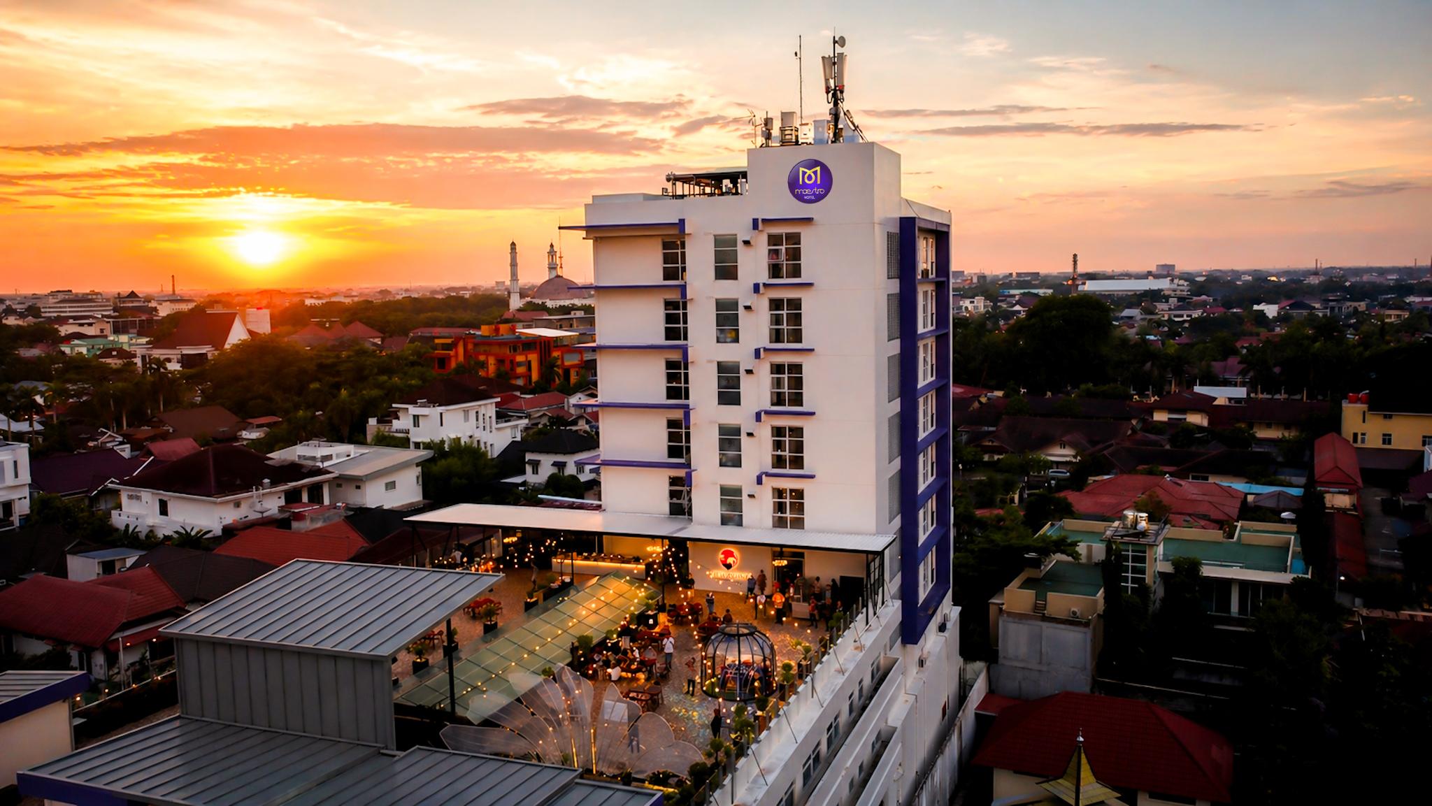 Maestro Hotel Kota Baru 2/50