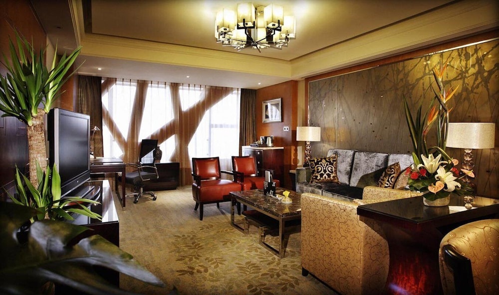 Intercontinental Chengdu Century City 50/82