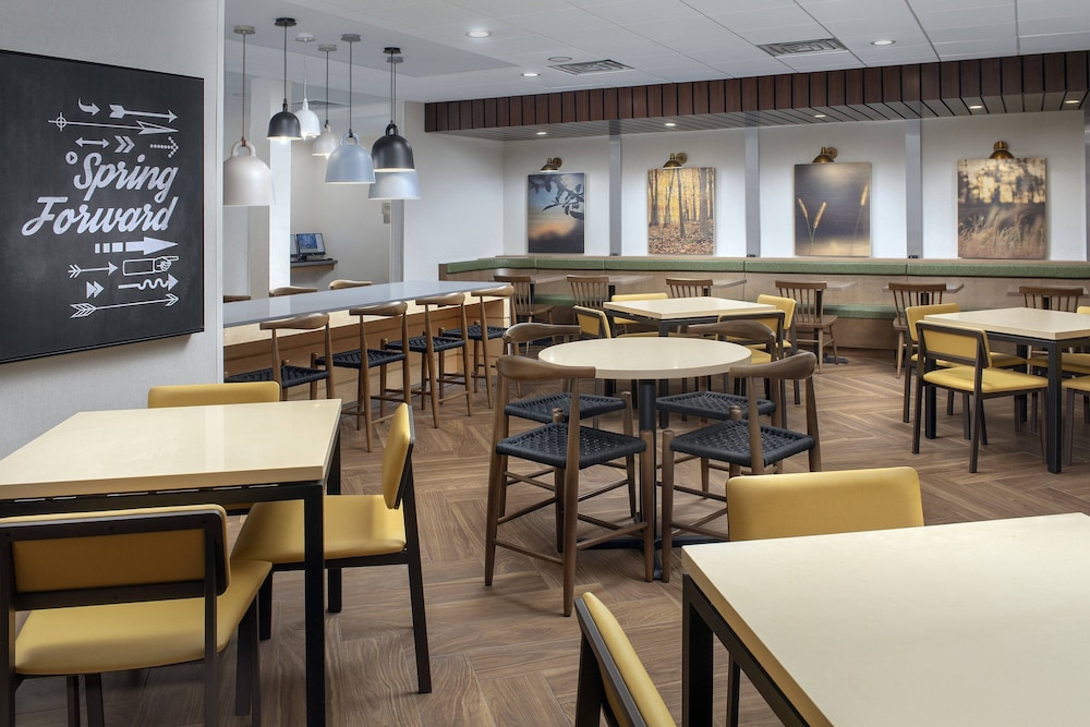 Fairfield Inn & Suites By Marriott New Orleans Metairie 28/41