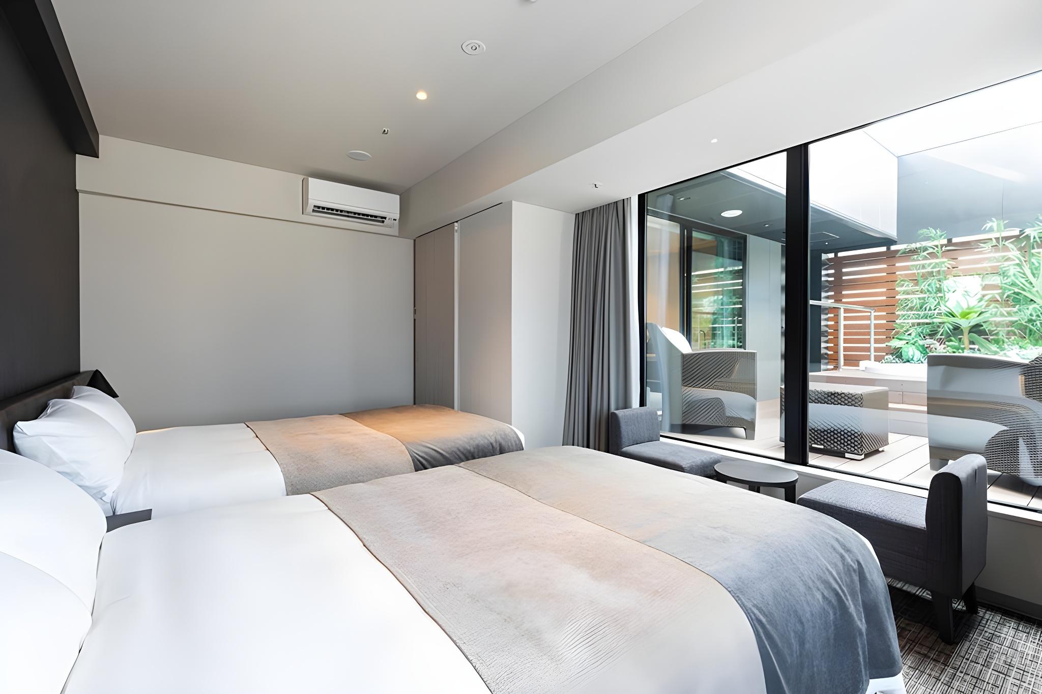 Suite, Night View, Terrace