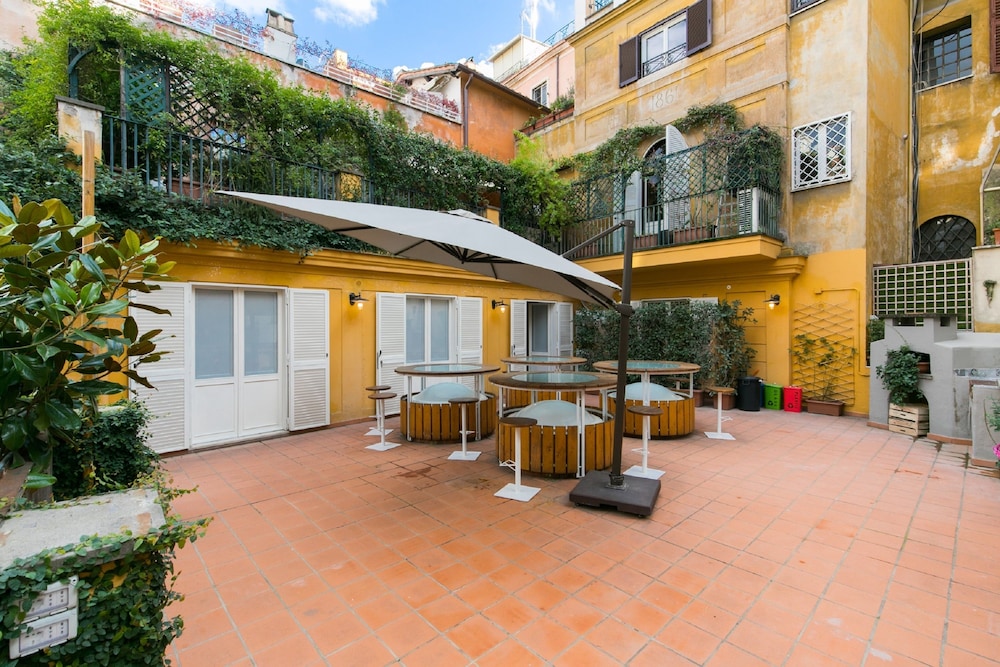 Trevi Contemporary Suite 27/42
