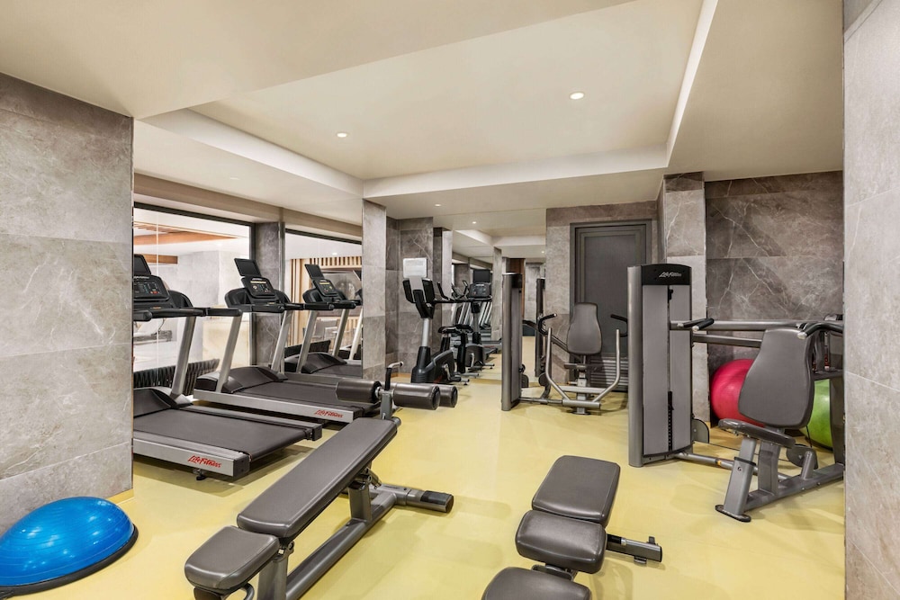 Ramada by Wyndham Istanbul Pera 37/50