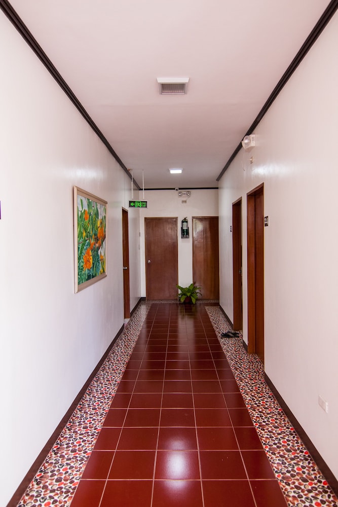 St. Nicolas Inn CDO City Center 4/55