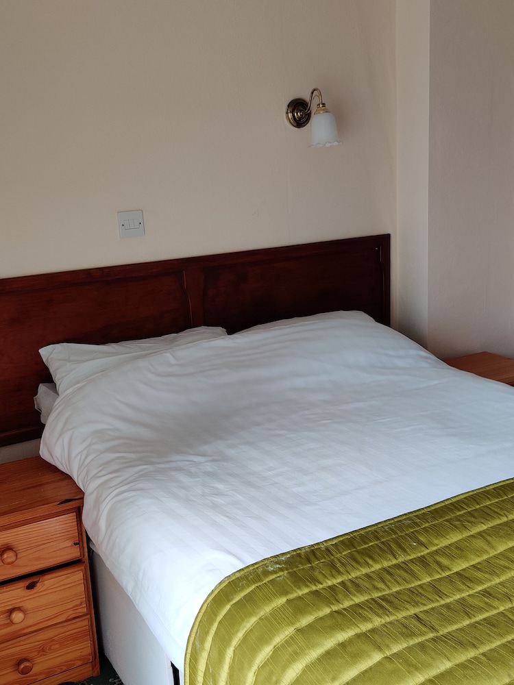 Inglewood Palm Hotel, Abbey Sands Torquay 15/32