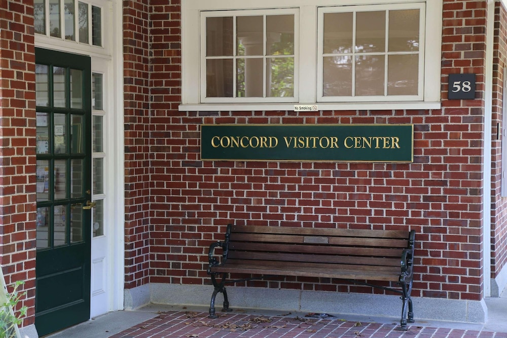 Historic Concord Suites 1/50