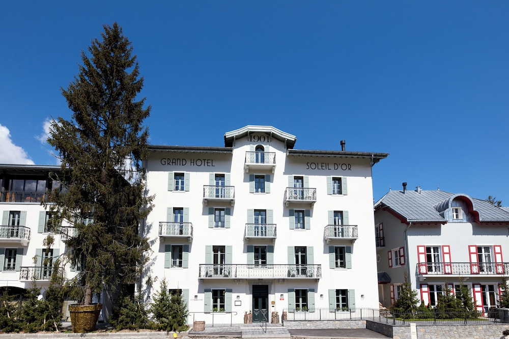 Grand Hotel du Soleil d Or 3/75