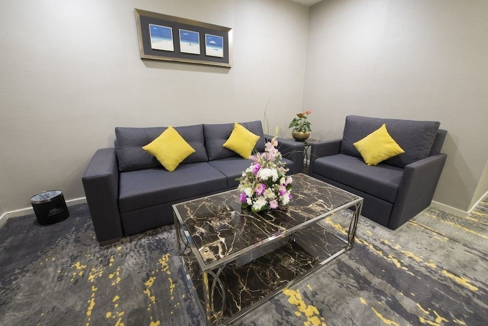 أجنحة برام(Bram Suites) 14/25