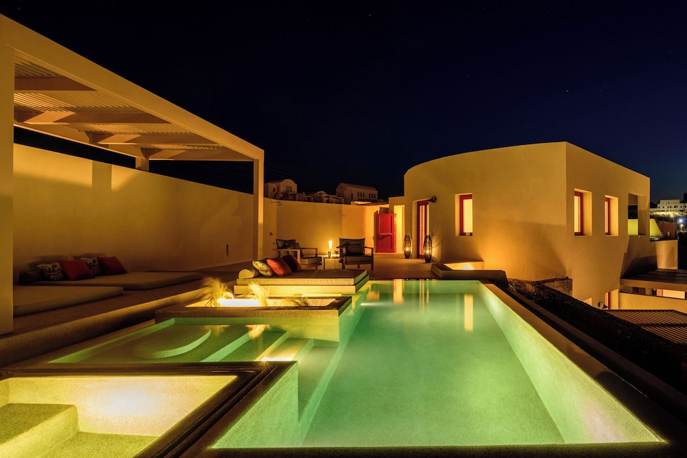 Potnia Theron Suites 52/79