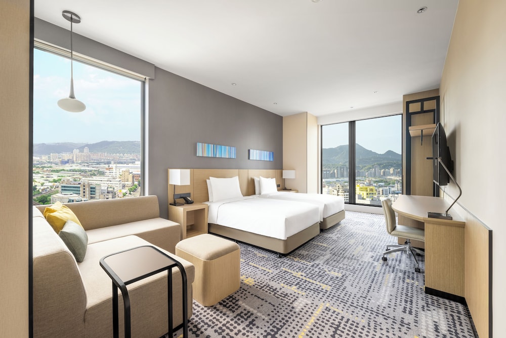 Hyatt Place New Taipei City Xinzhuang 16/50