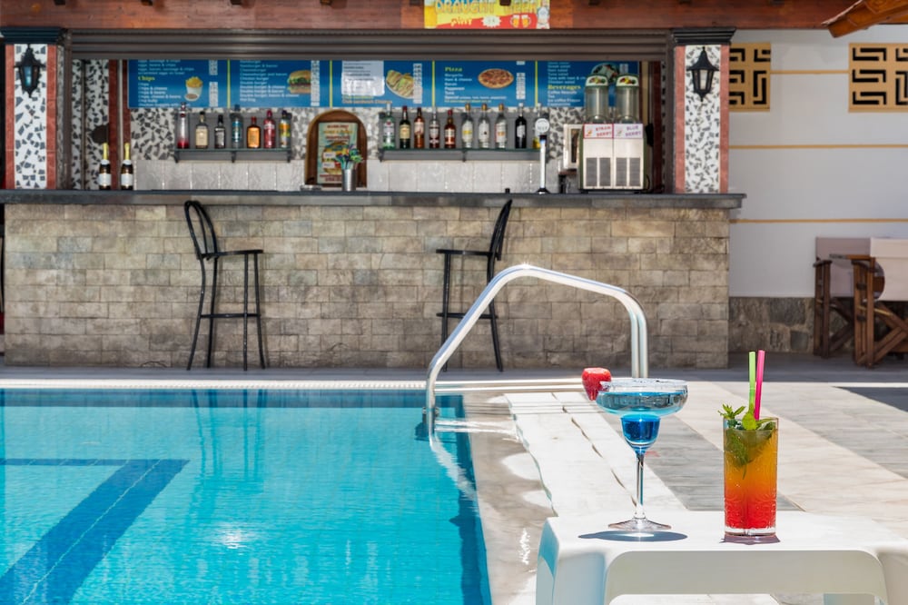 Lefkimi Hotel 44/53
