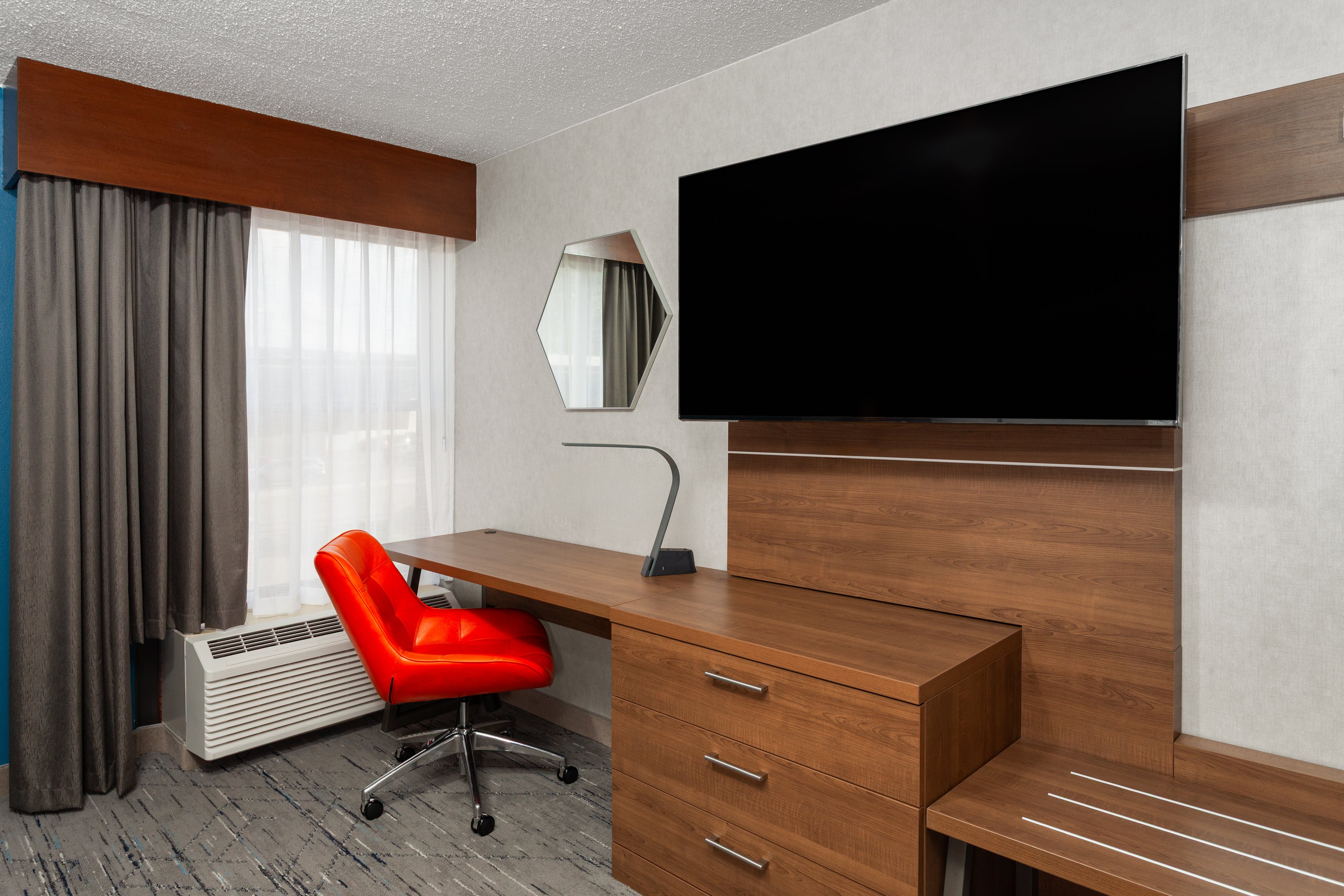 Holiday Inn Express Olean 65/75