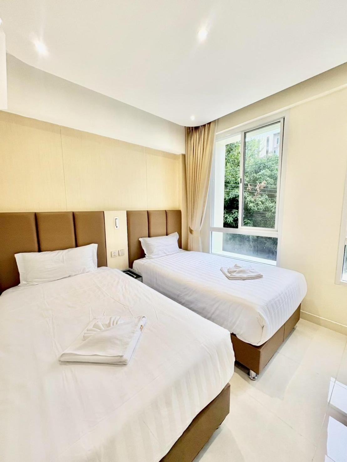 ABC QQ Hotel 10/38