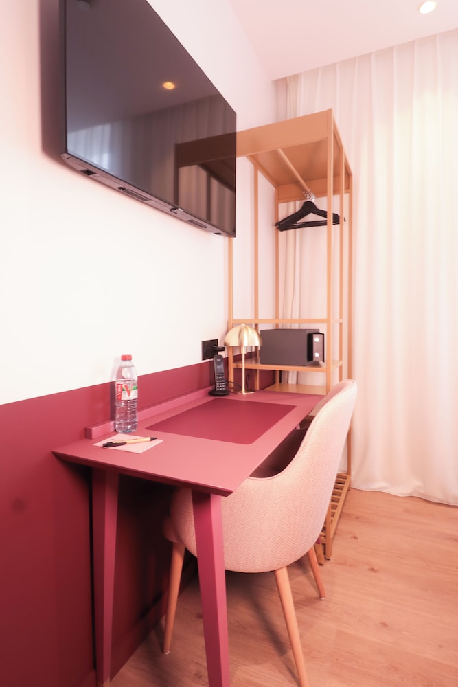 Rosa Hotel 53/60