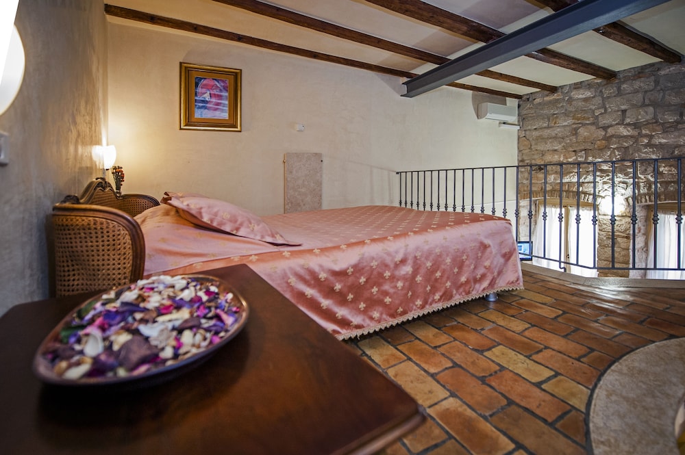 Residence Porta Antica 30/50
