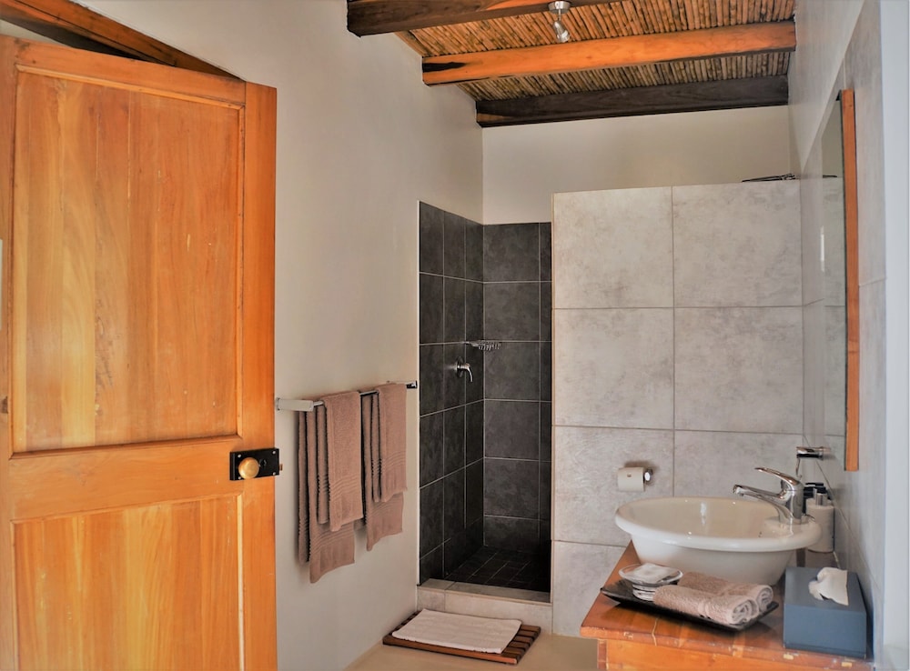 Swellendam Country Lodge 50/50